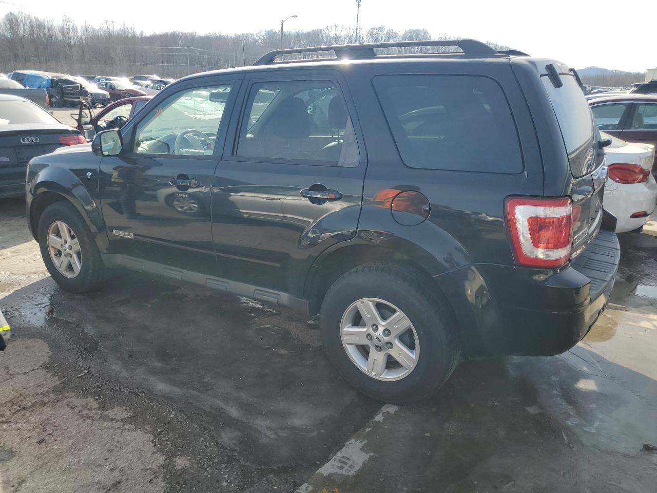 2008 Ford Escape - Image 2