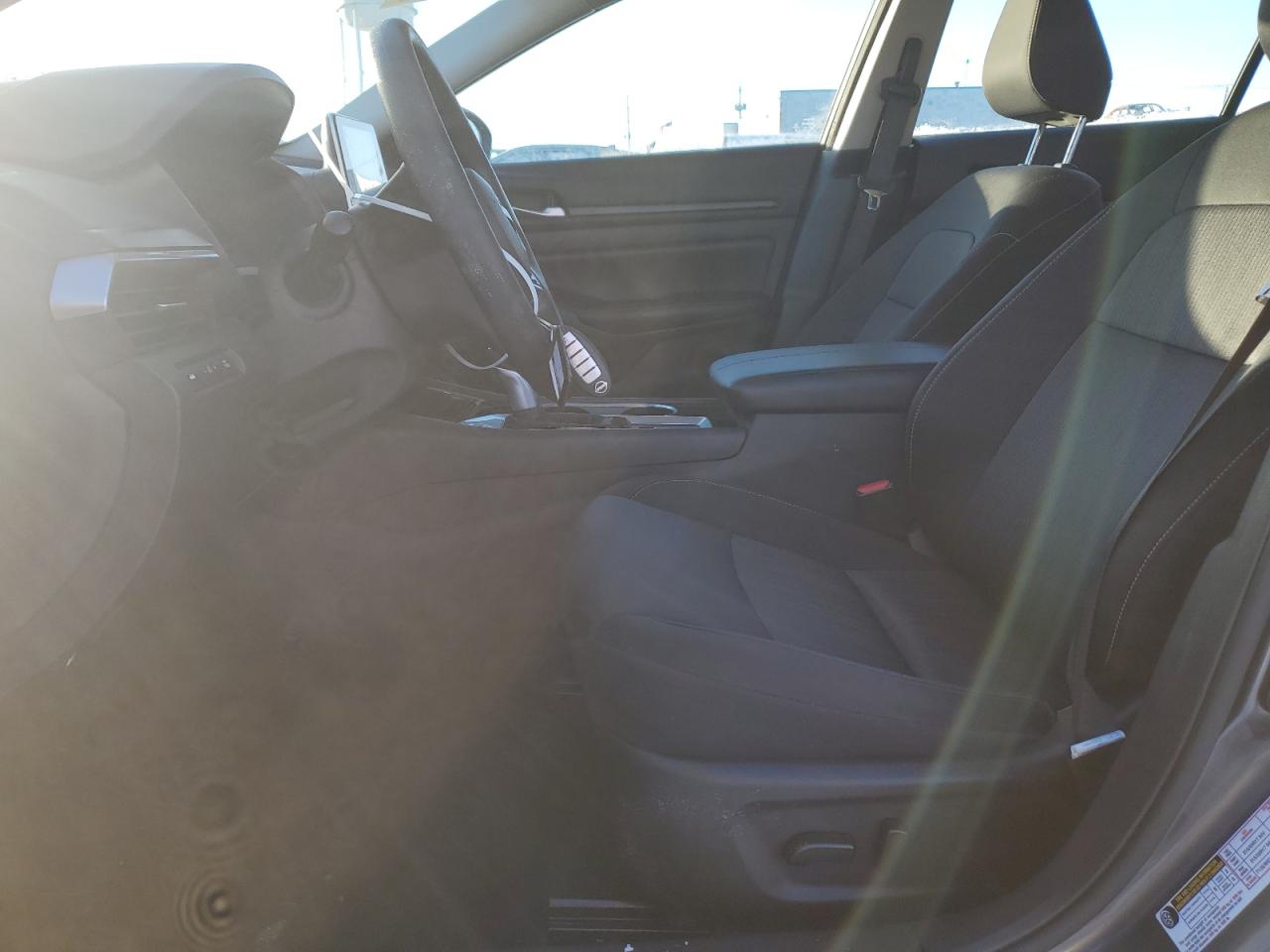 2024 Nissan Altima - Image 7