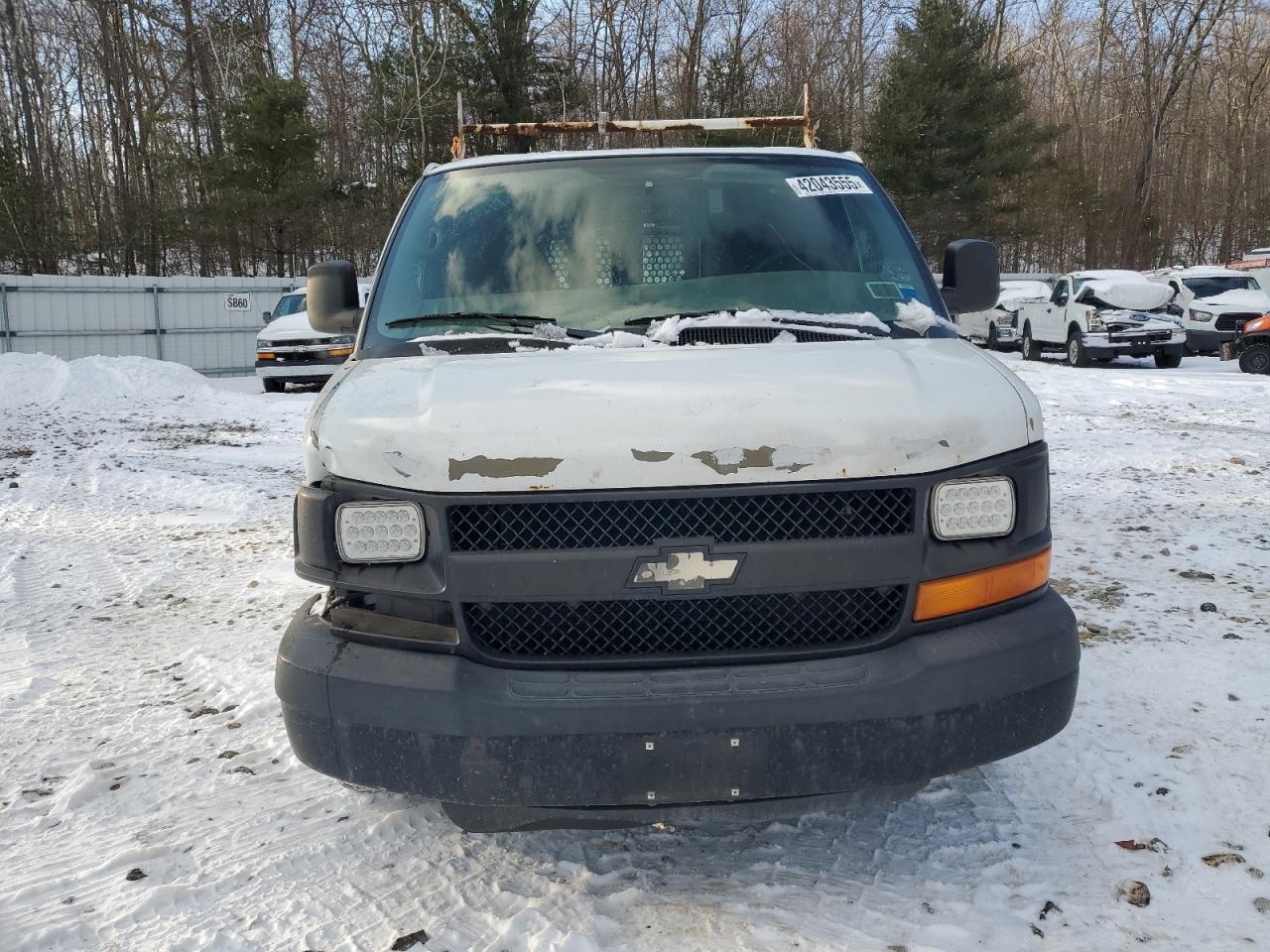 2009 Chevrolet Express - Image 5