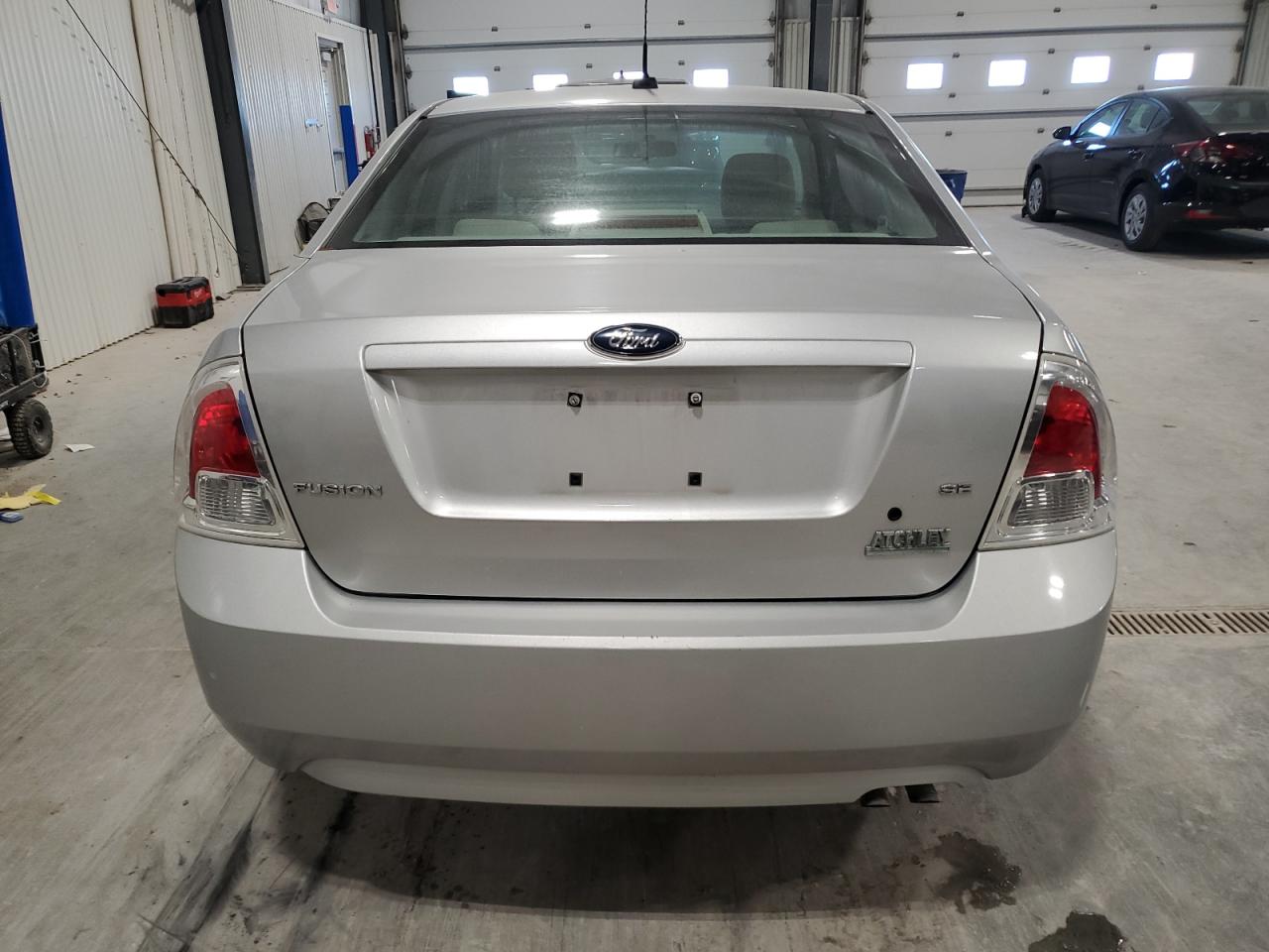 2009 Ford Fusion - Image 8