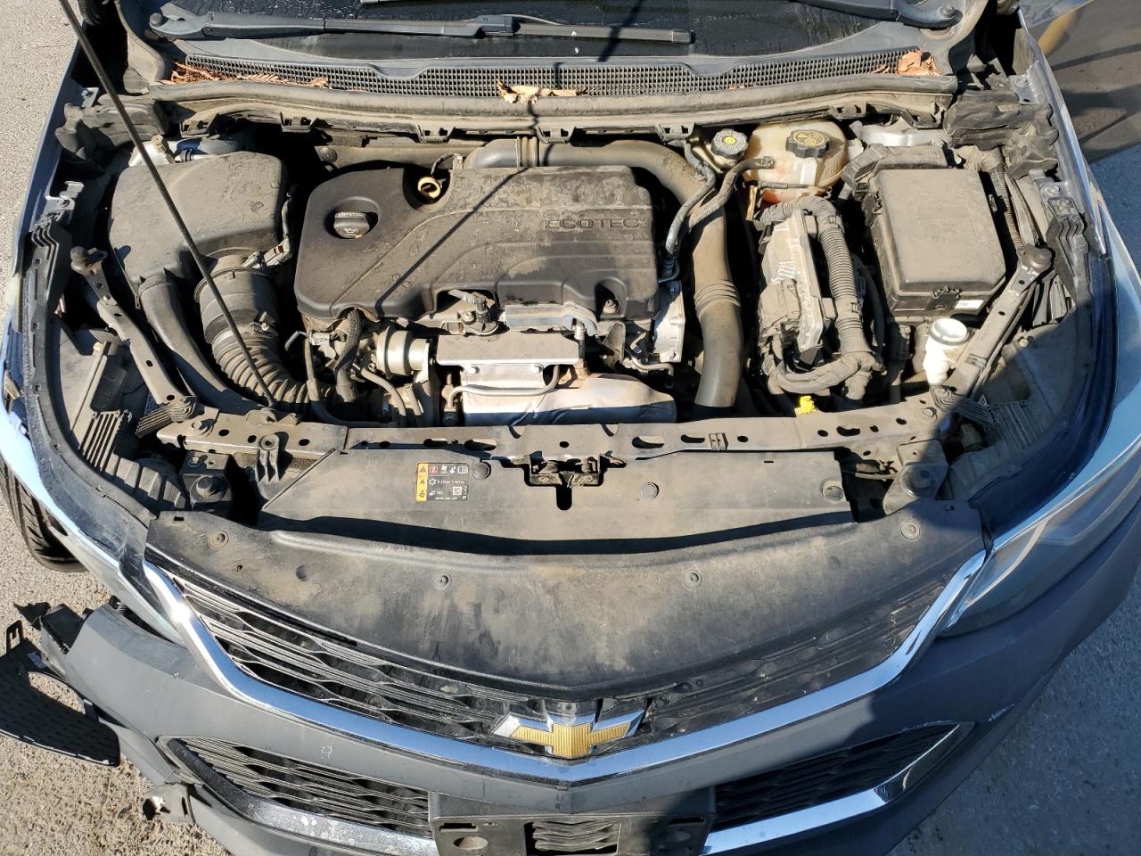 2018 Chevrolet Cruze - Image 11