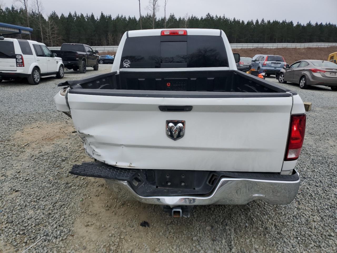 2014 RAM 1500 - Image 6