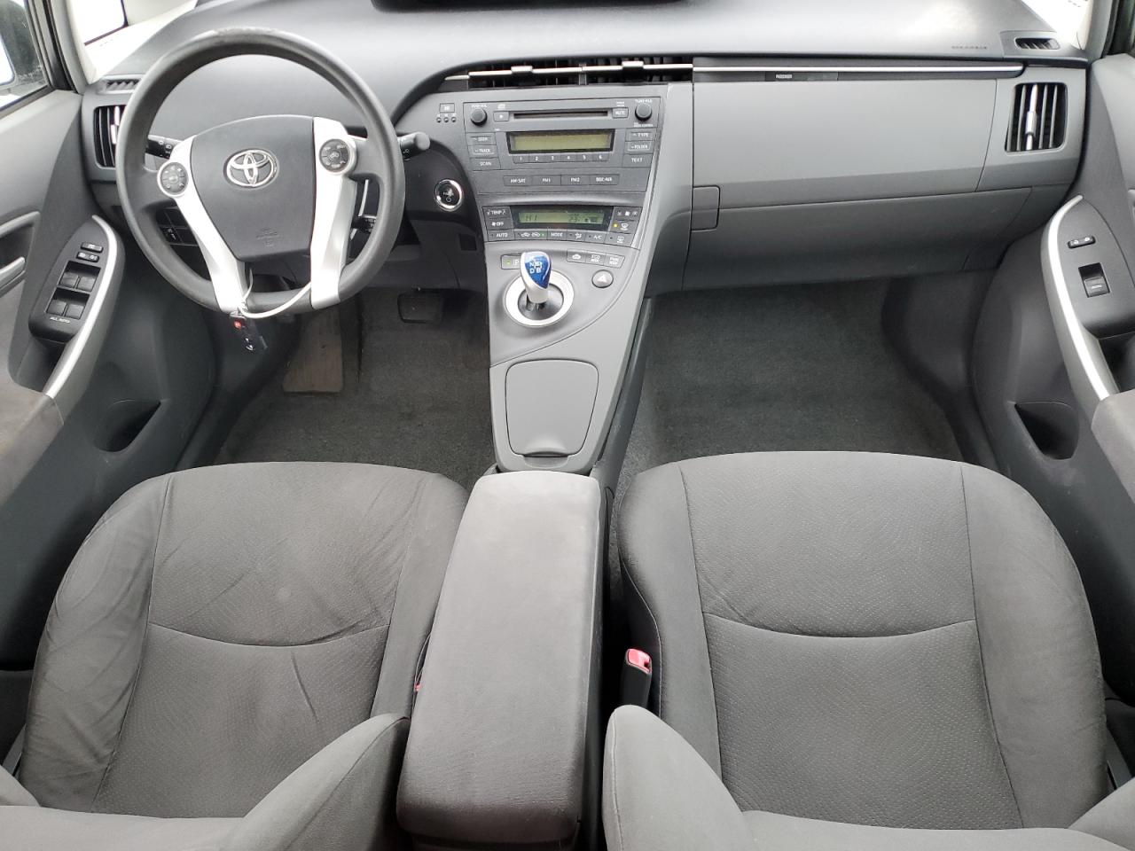 2010 Toyota Prius - Image 8