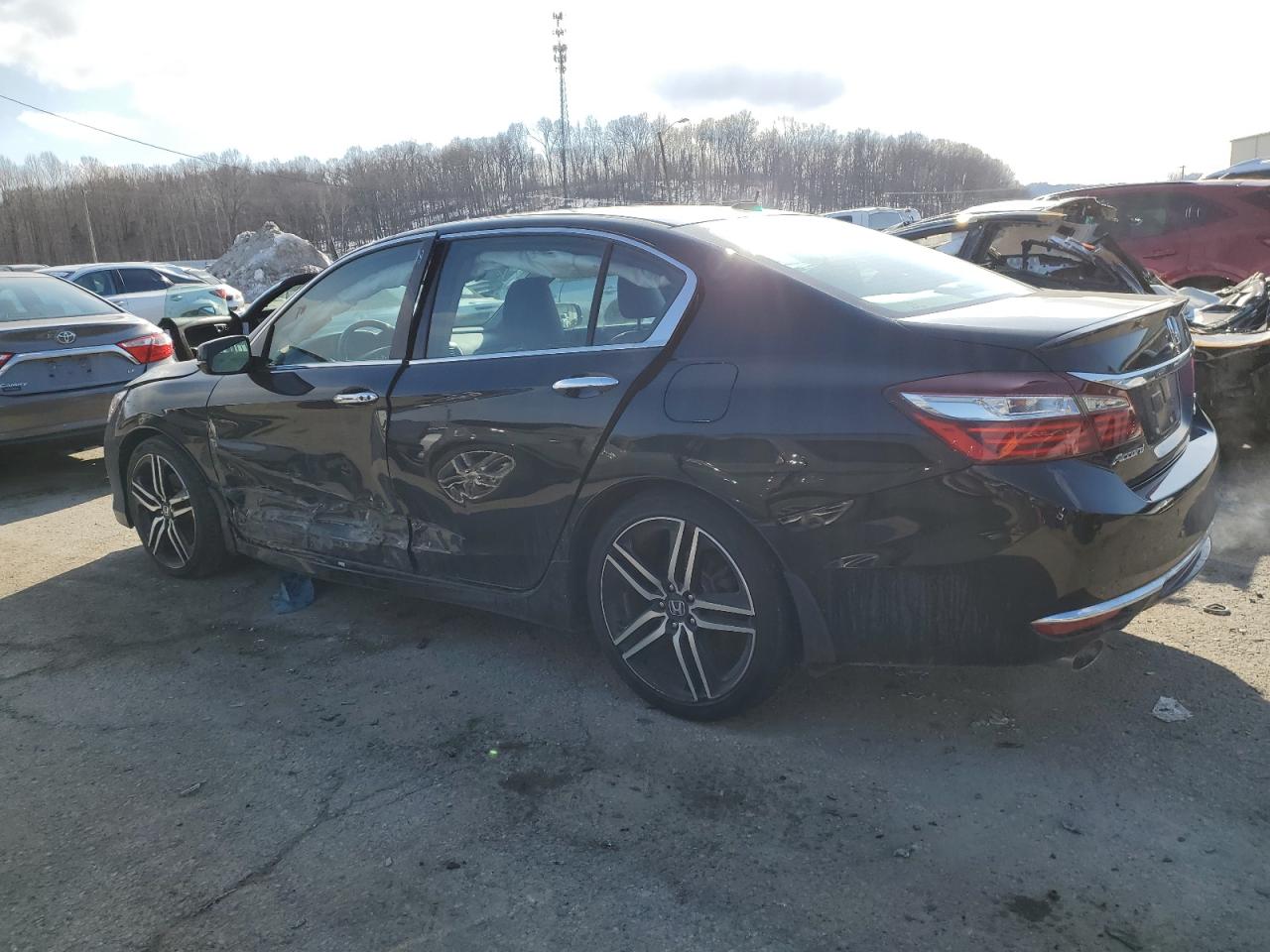 2016 Honda Accord - Image 2