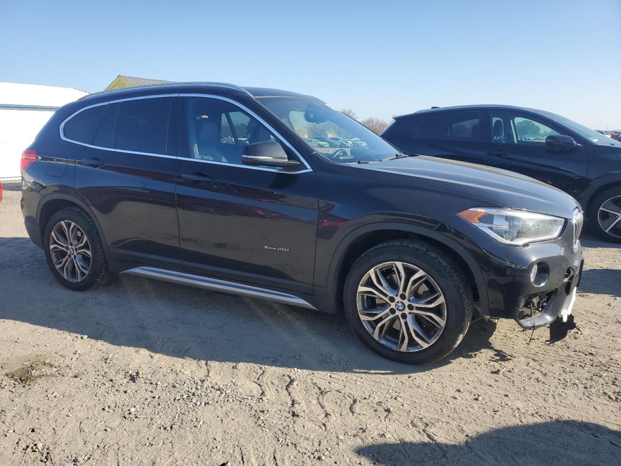 2017 BMW X1 - Image 4