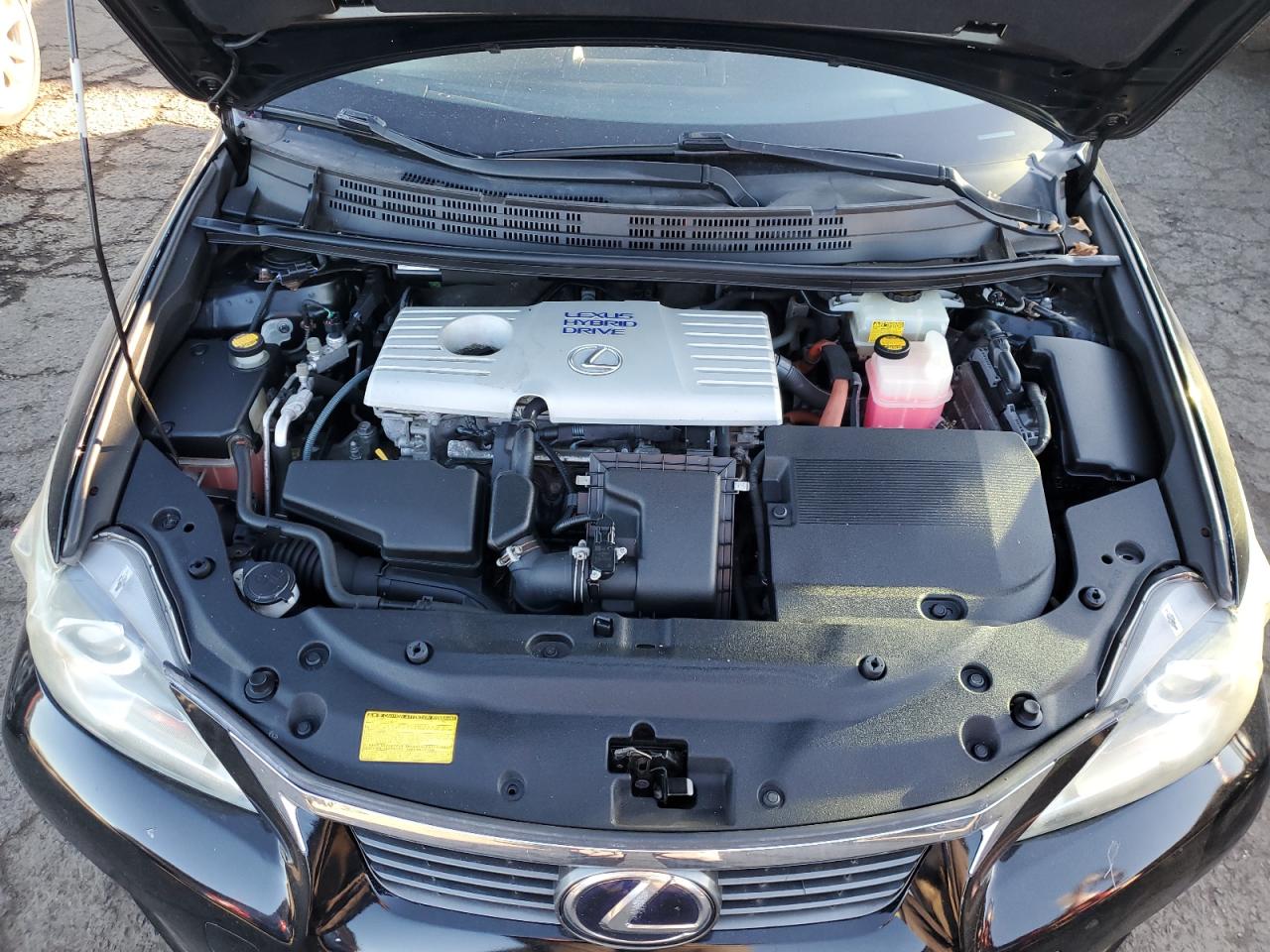 2011 Lexus CT - Image 11