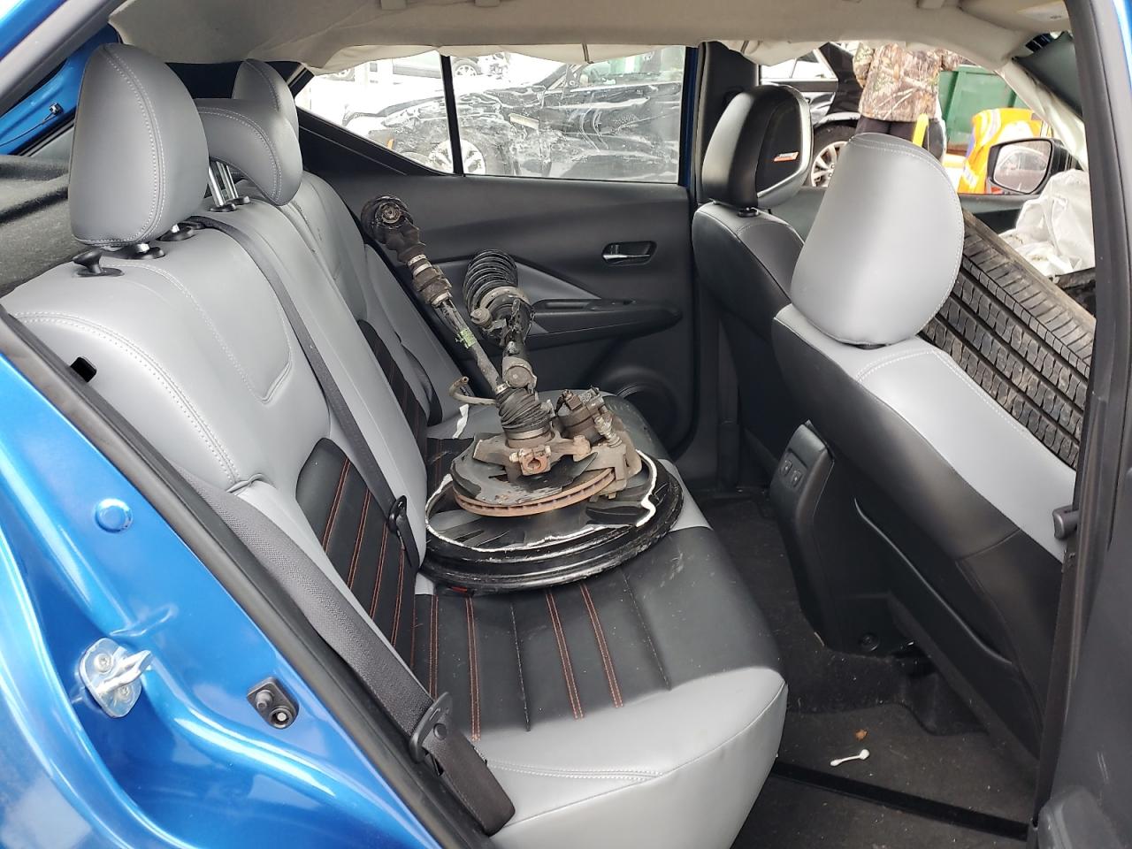 2021 Nissan Kicks - Image 10