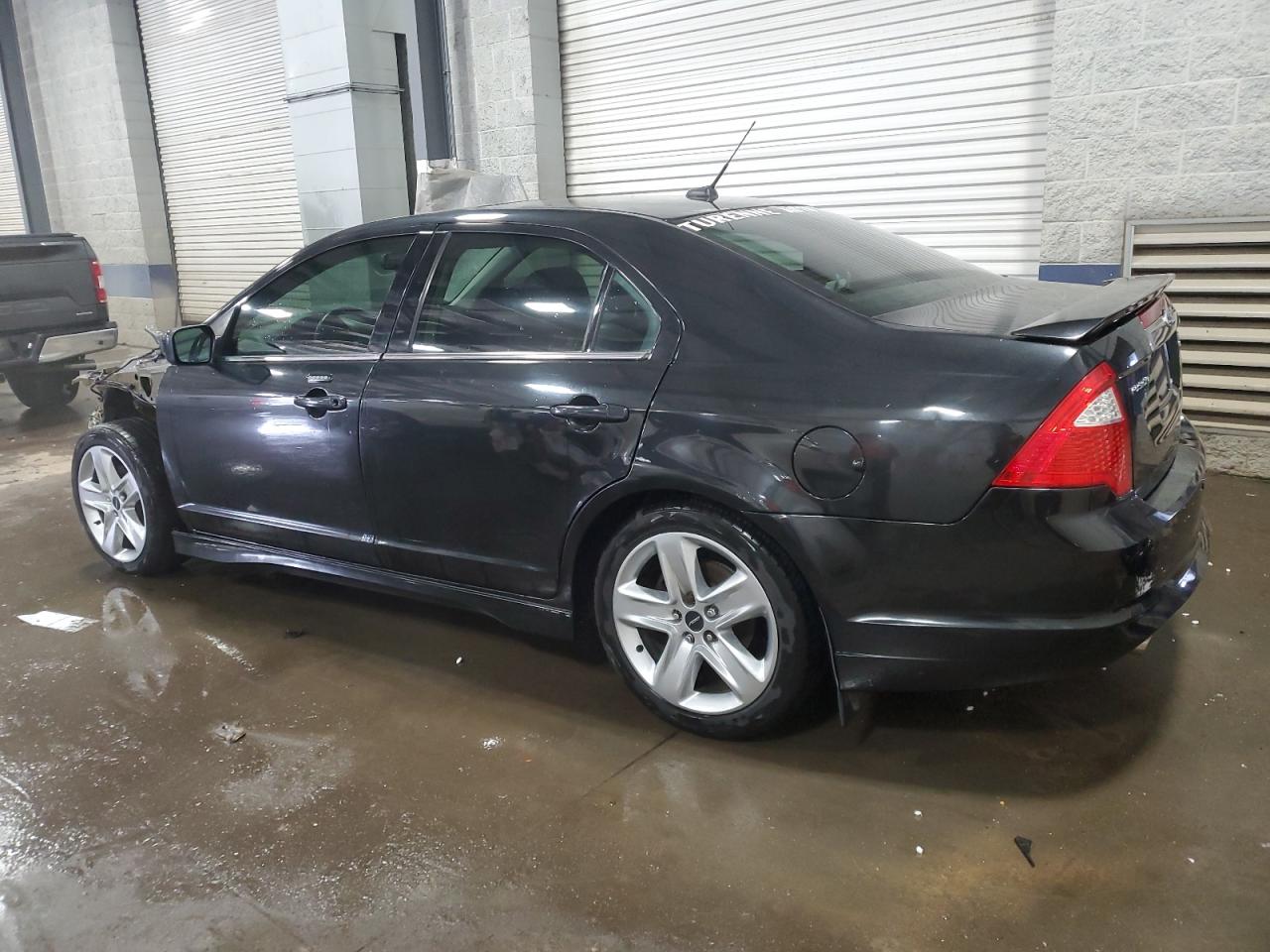 2012 Ford Fusion - Image 2