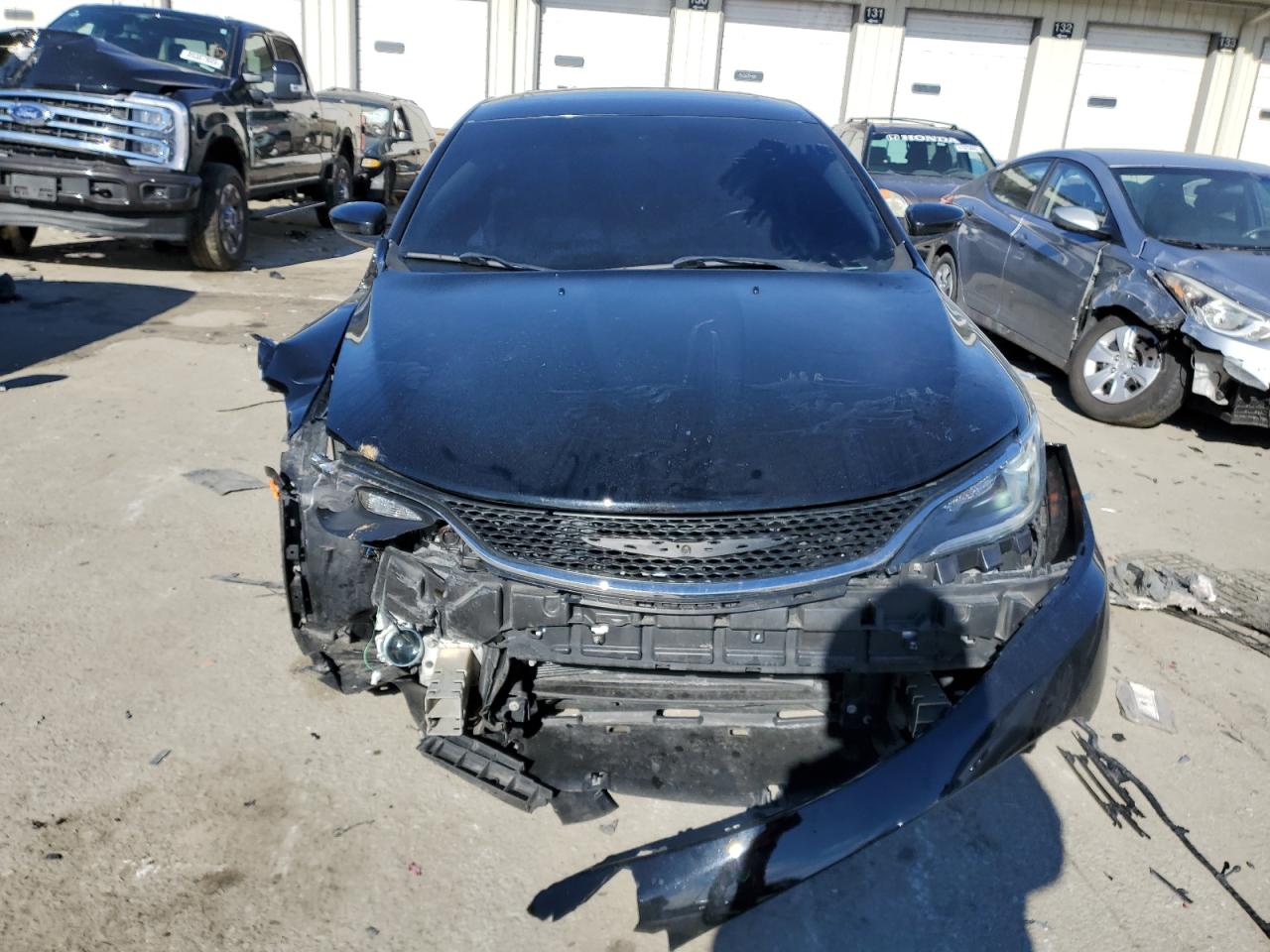 2016 Chrysler 200 - Image 5