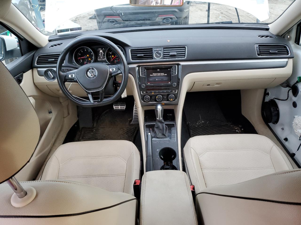 2017 Volkswagen Passat R-Line VIN: 1VWDT7A38HC000216 Lot: 84817094