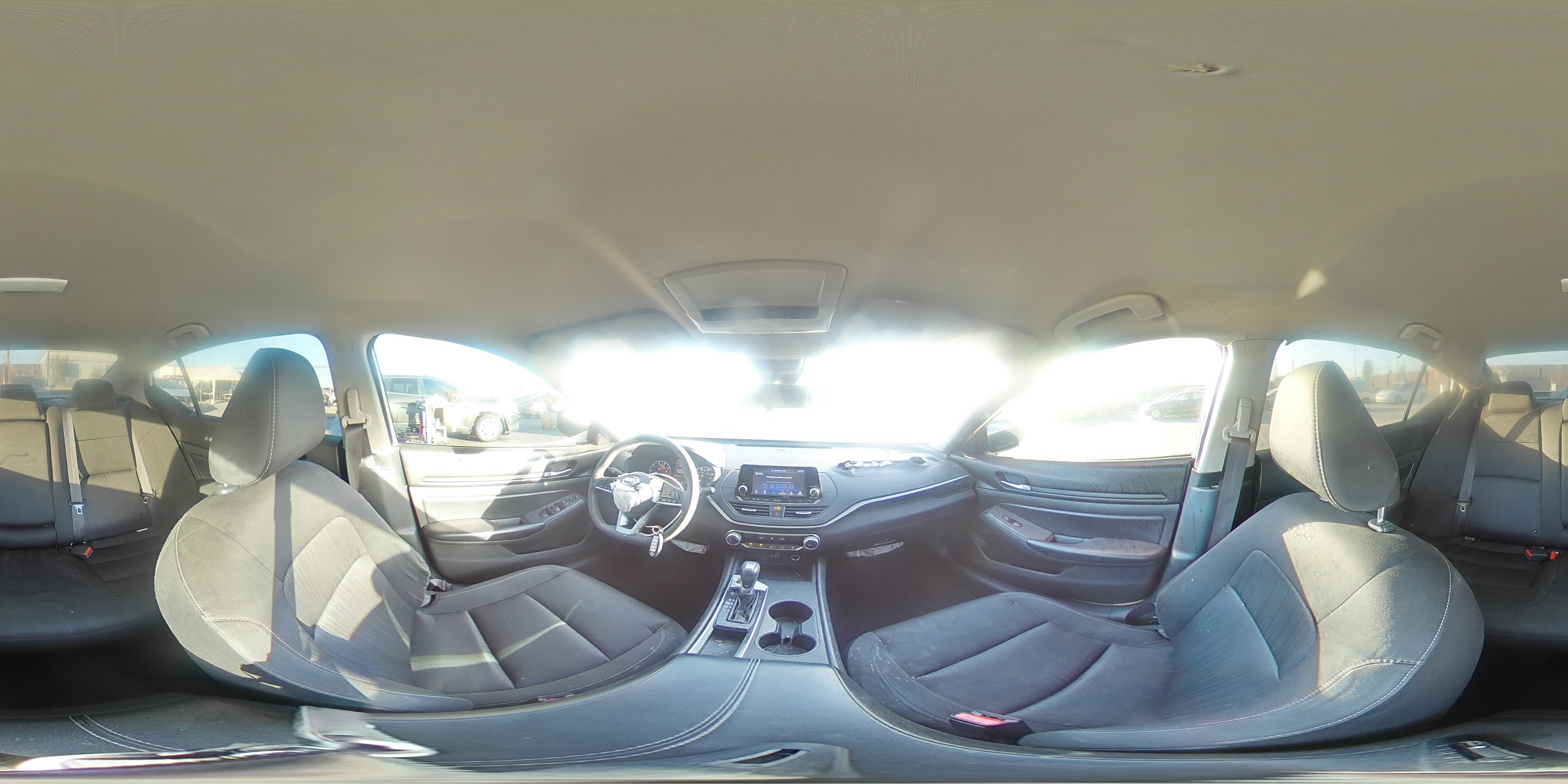 2021 Nissan Altima - Image 12