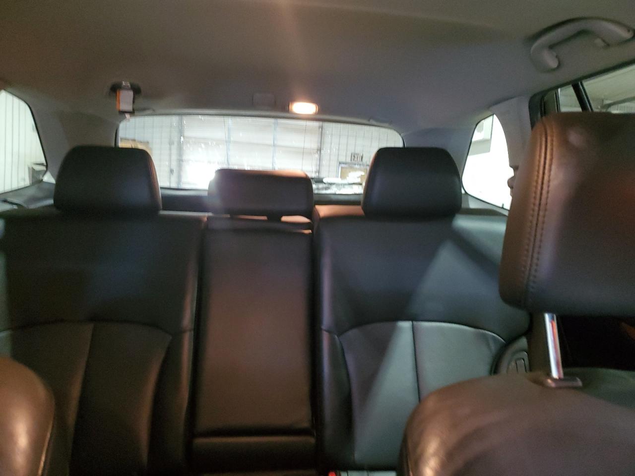 2014 Subaru Outback - Image 10