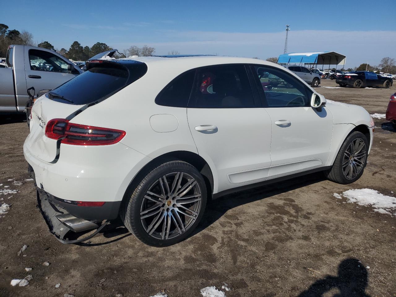 2018 Porsche Macan - Image 3