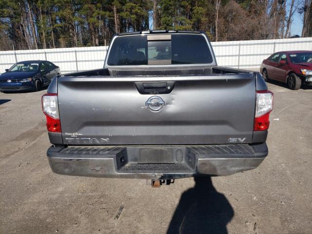  NISSAN TITAN 2018 Gray