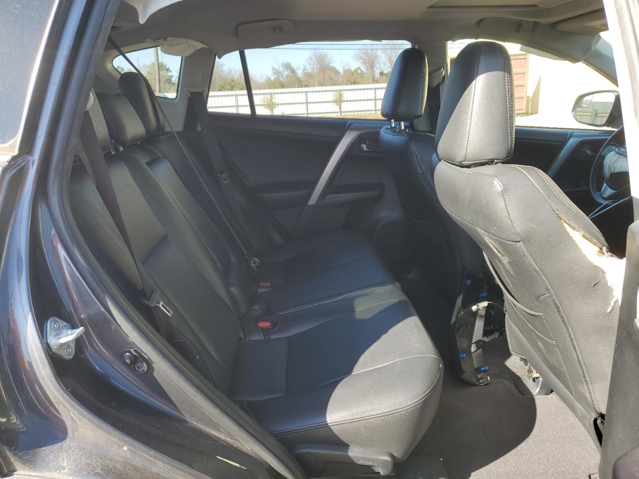 JTMWFREV4HD100544 TOYOTA RAV4 2017