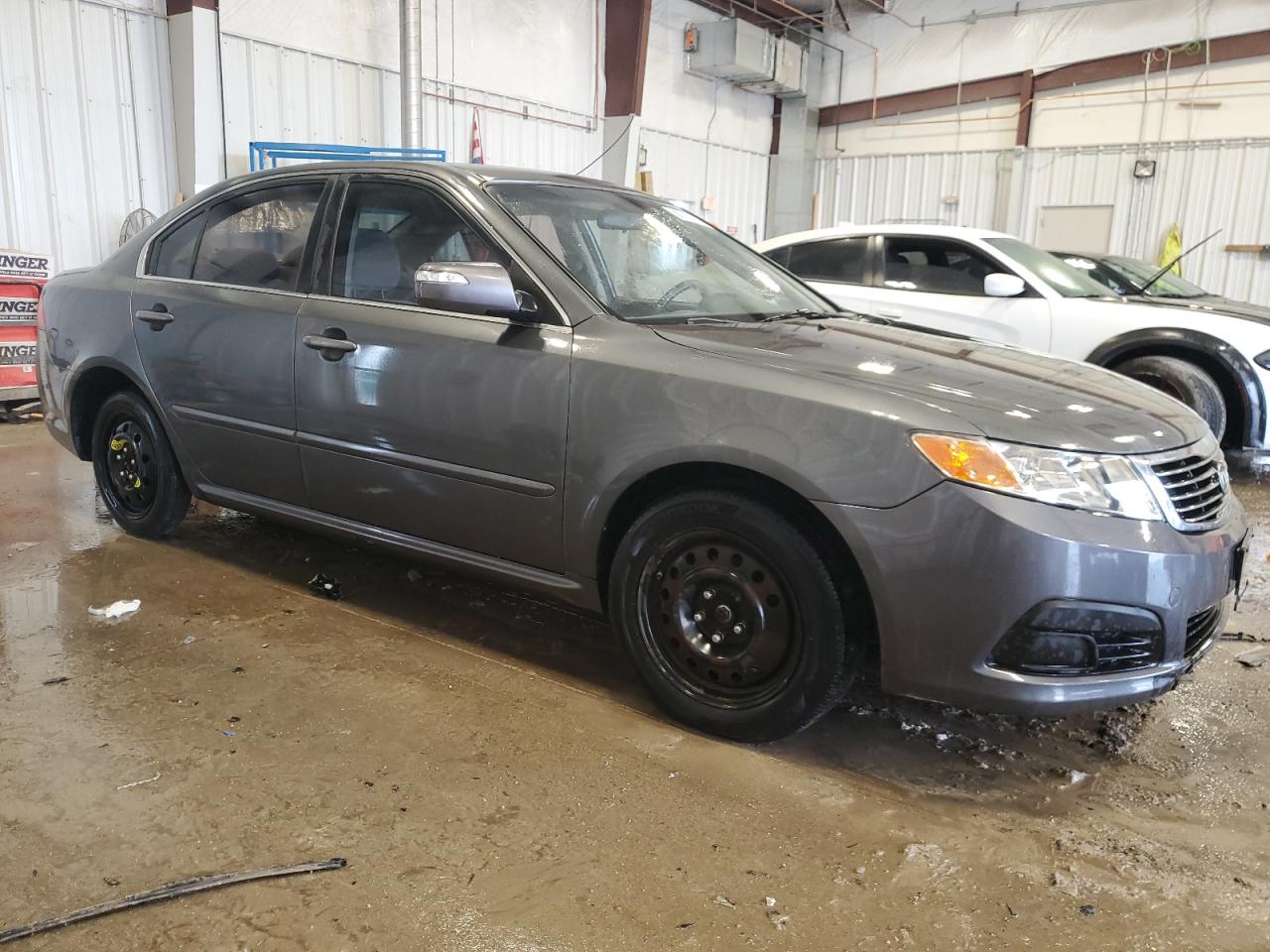 2009 Kia Optima - Image 4