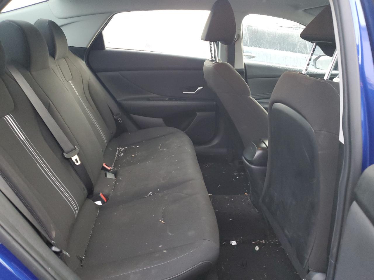 2021 Hyundai Elantra - Image 10