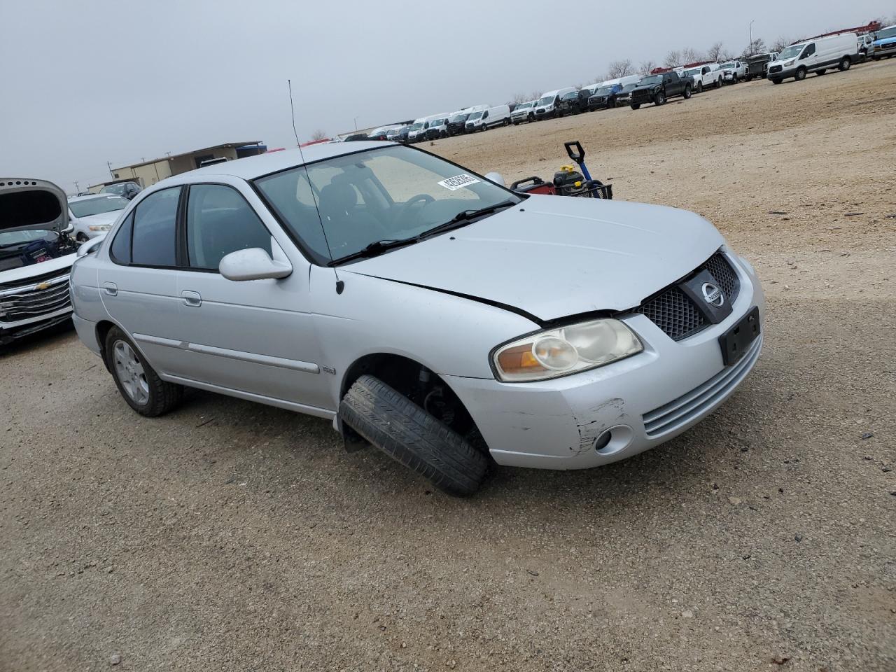 2005 Nissan Sentra - Image 4