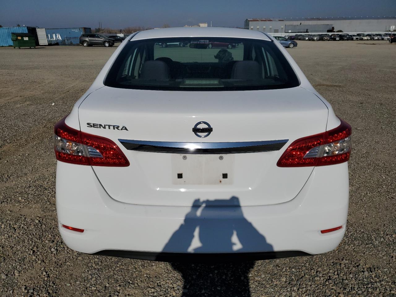 2015 Nissan Sentra - Image 6