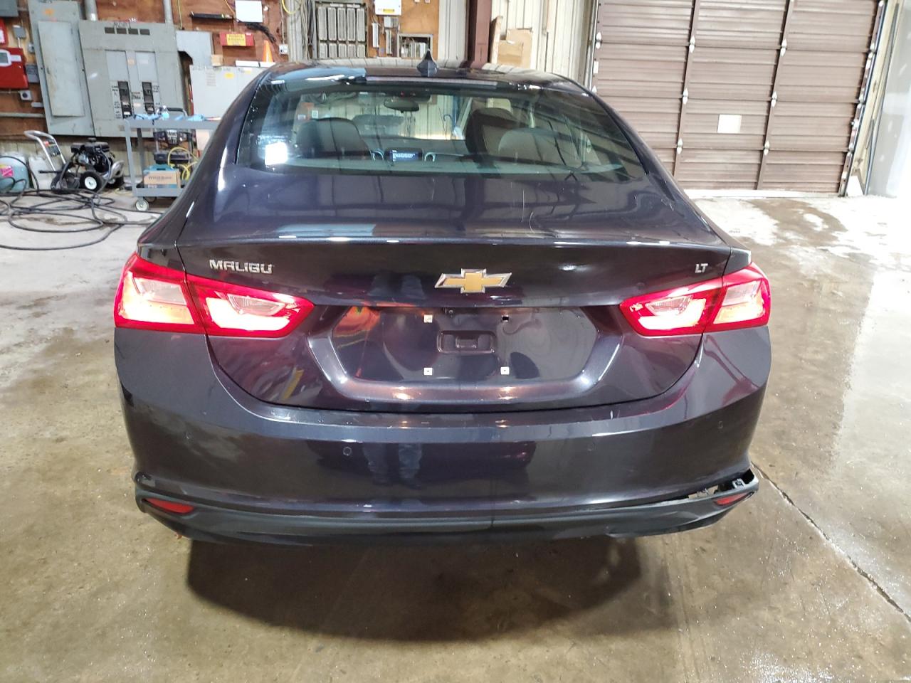 2023 Chevrolet Malibu - Image 6