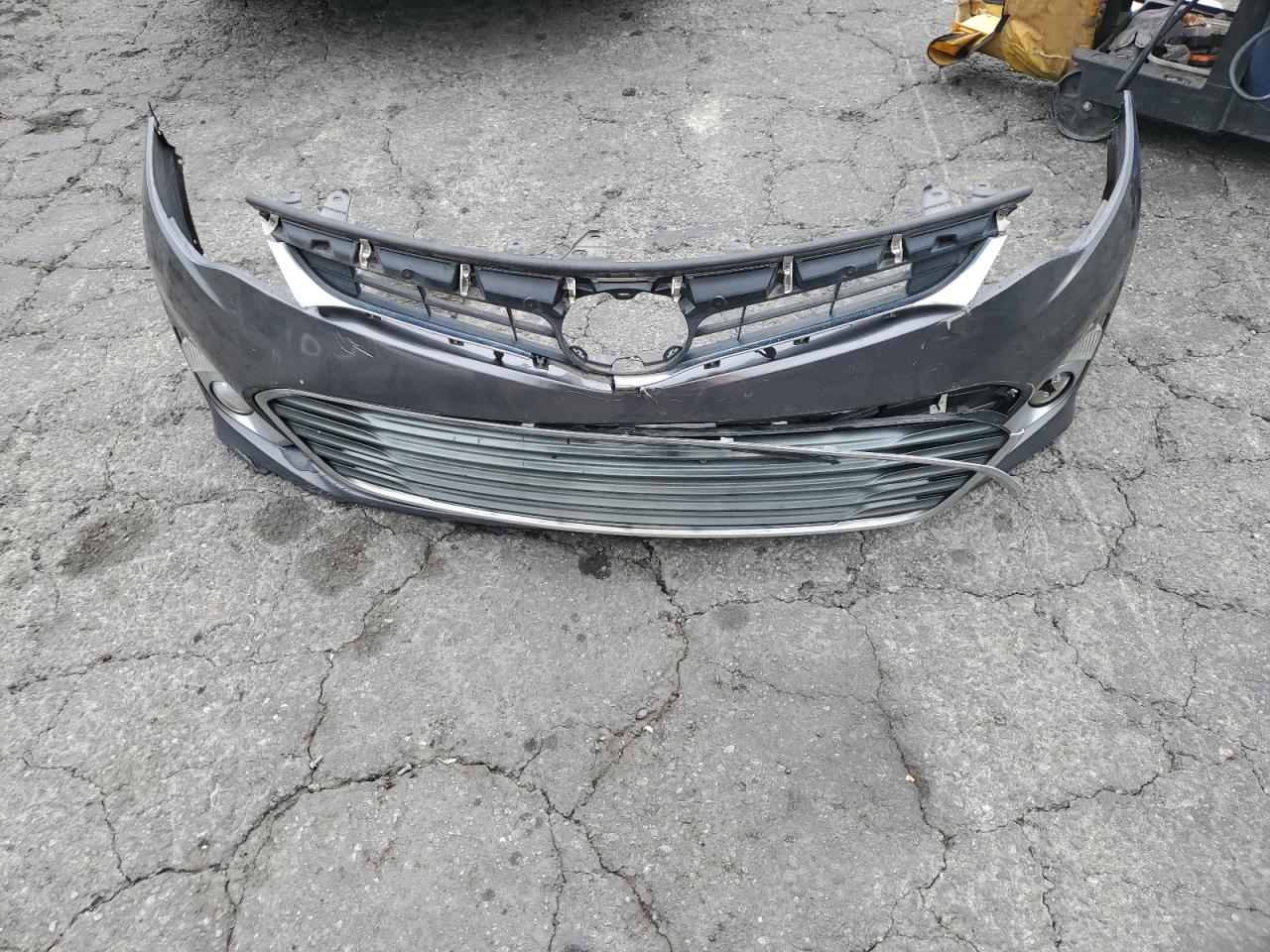 2015 Toyota Avalon - Image 12