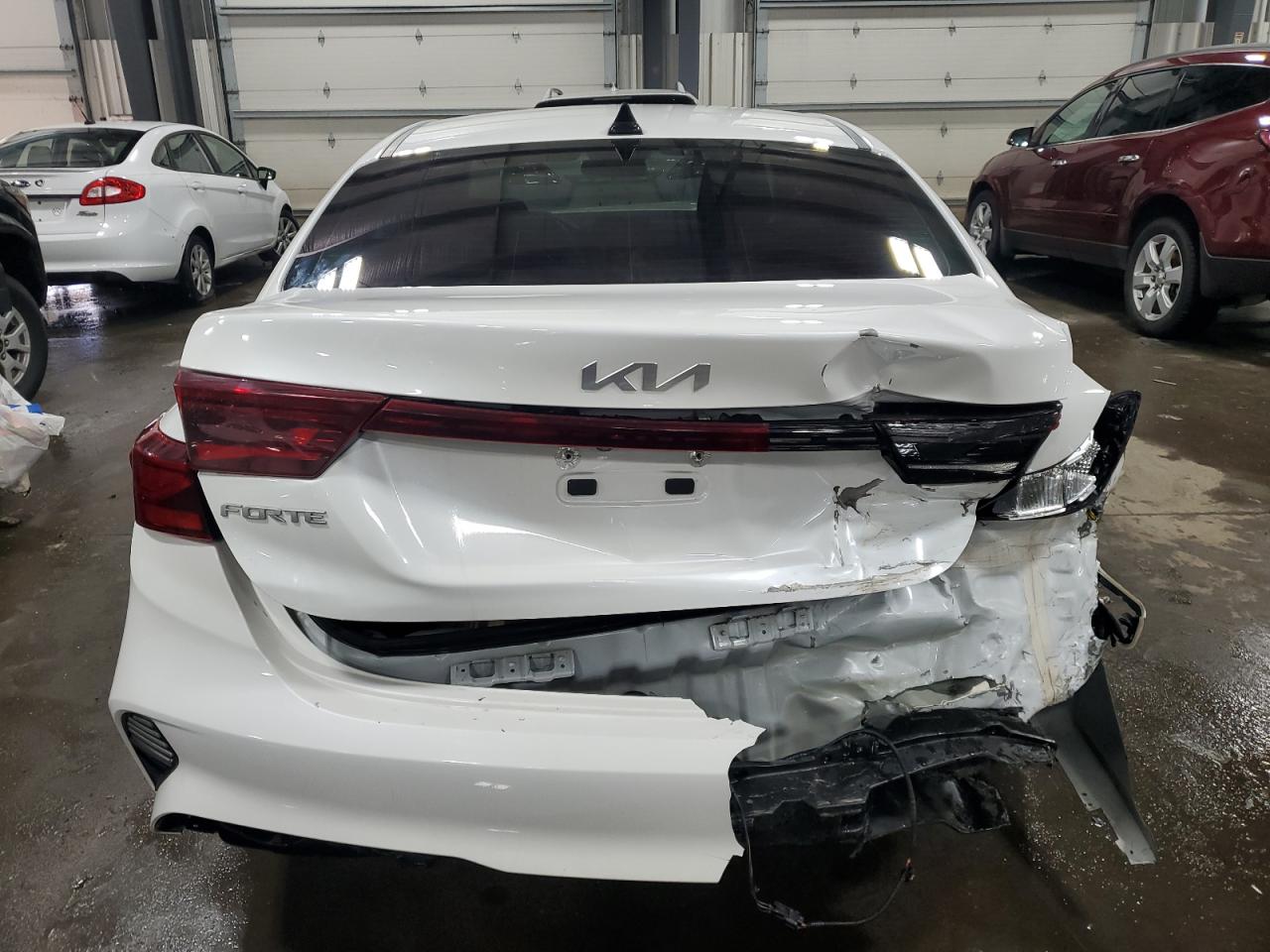 2022 Kia Forte - Image 6