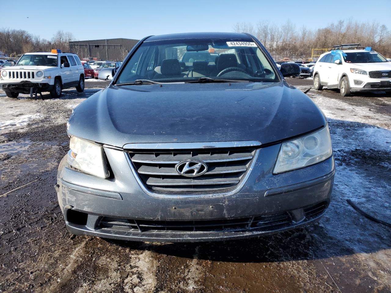 2010 Hyundai Sonata - Image 5