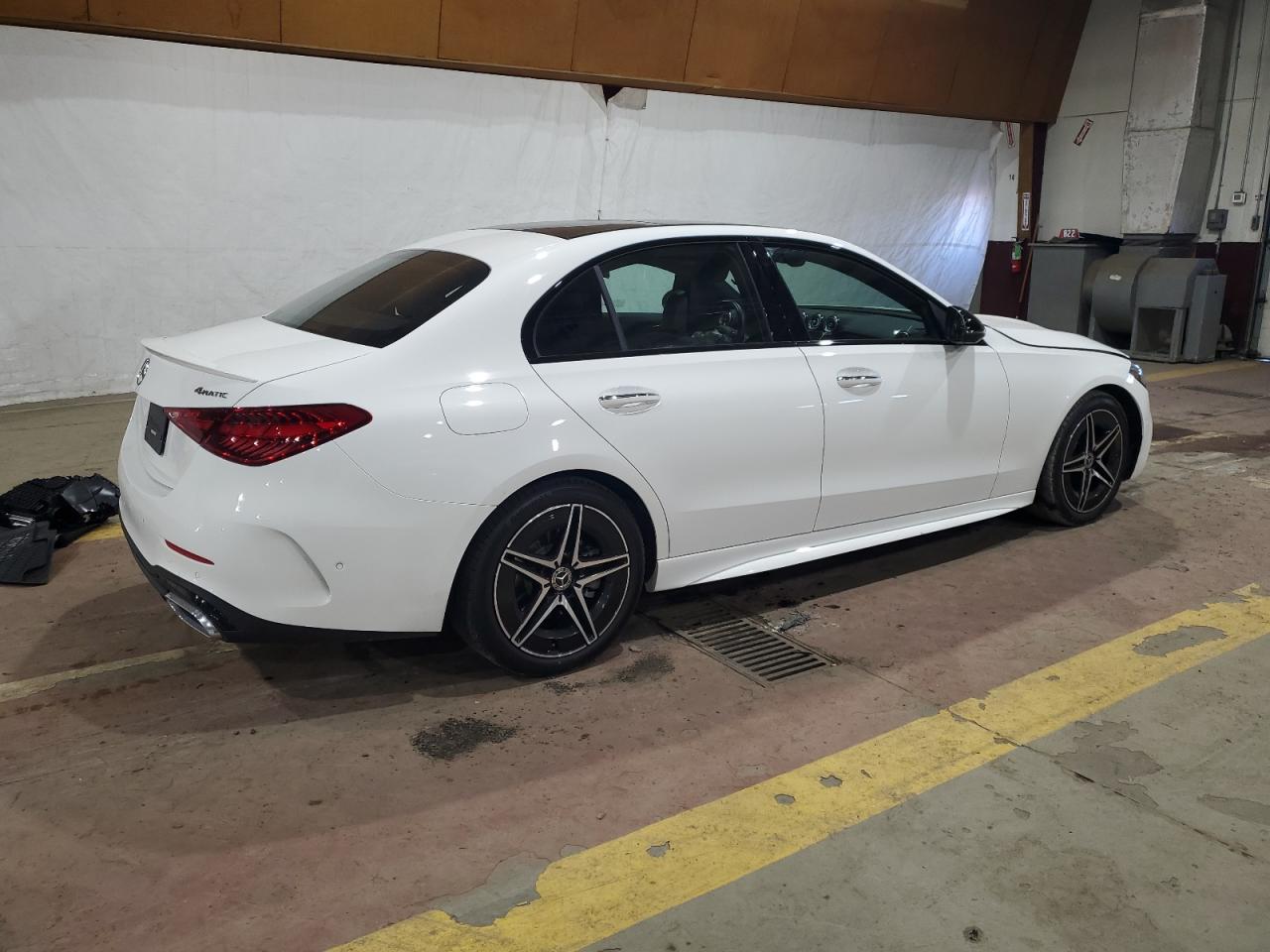 2022 Mercedes-Benz C-klasse - Image 3