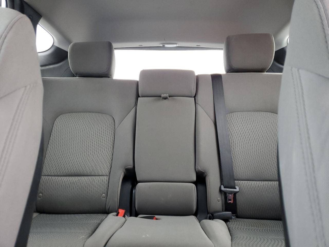 2018 Hyundai Santa Fe - Image 10