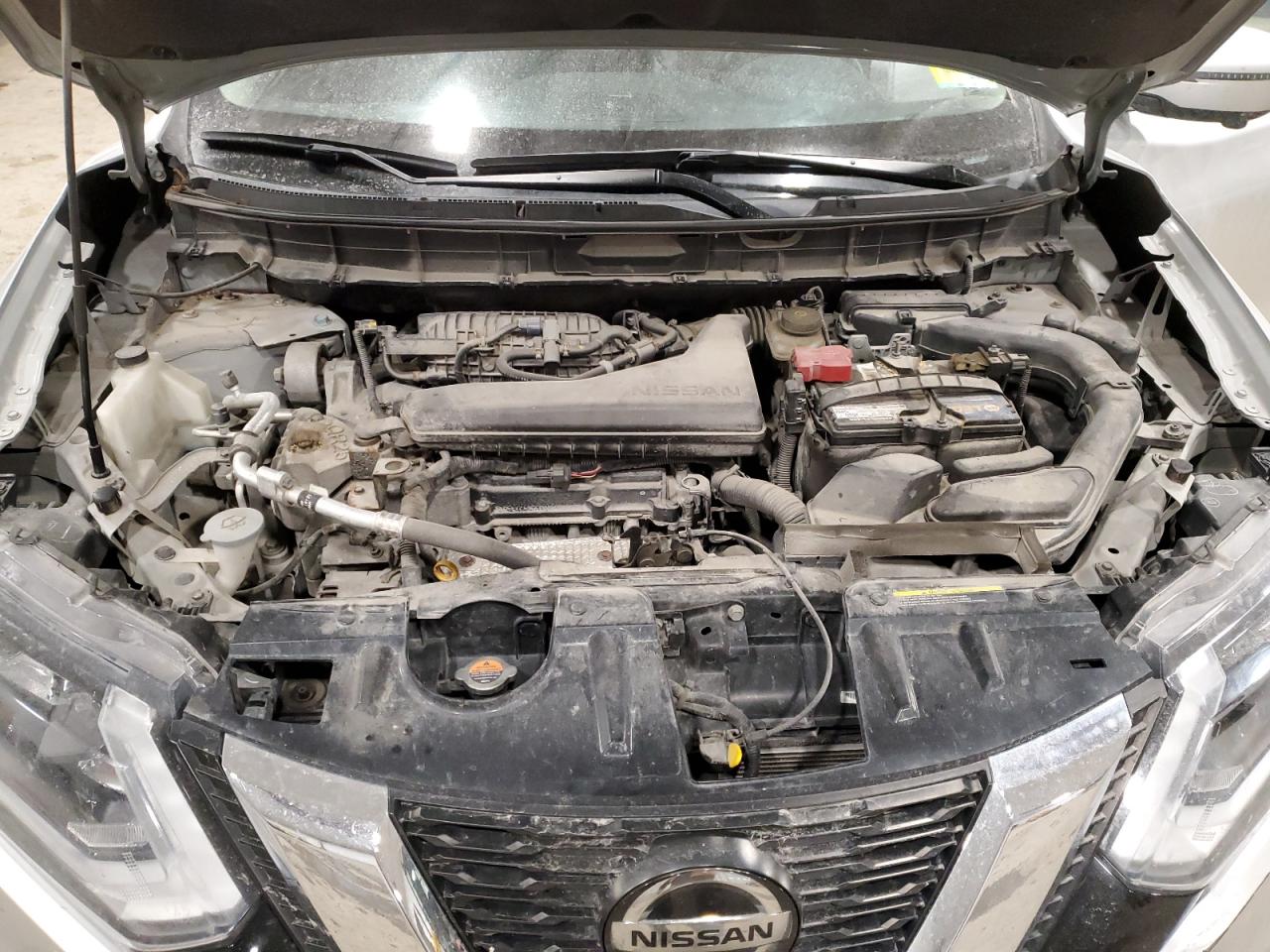 2018 Nissan Rogue - Image 11