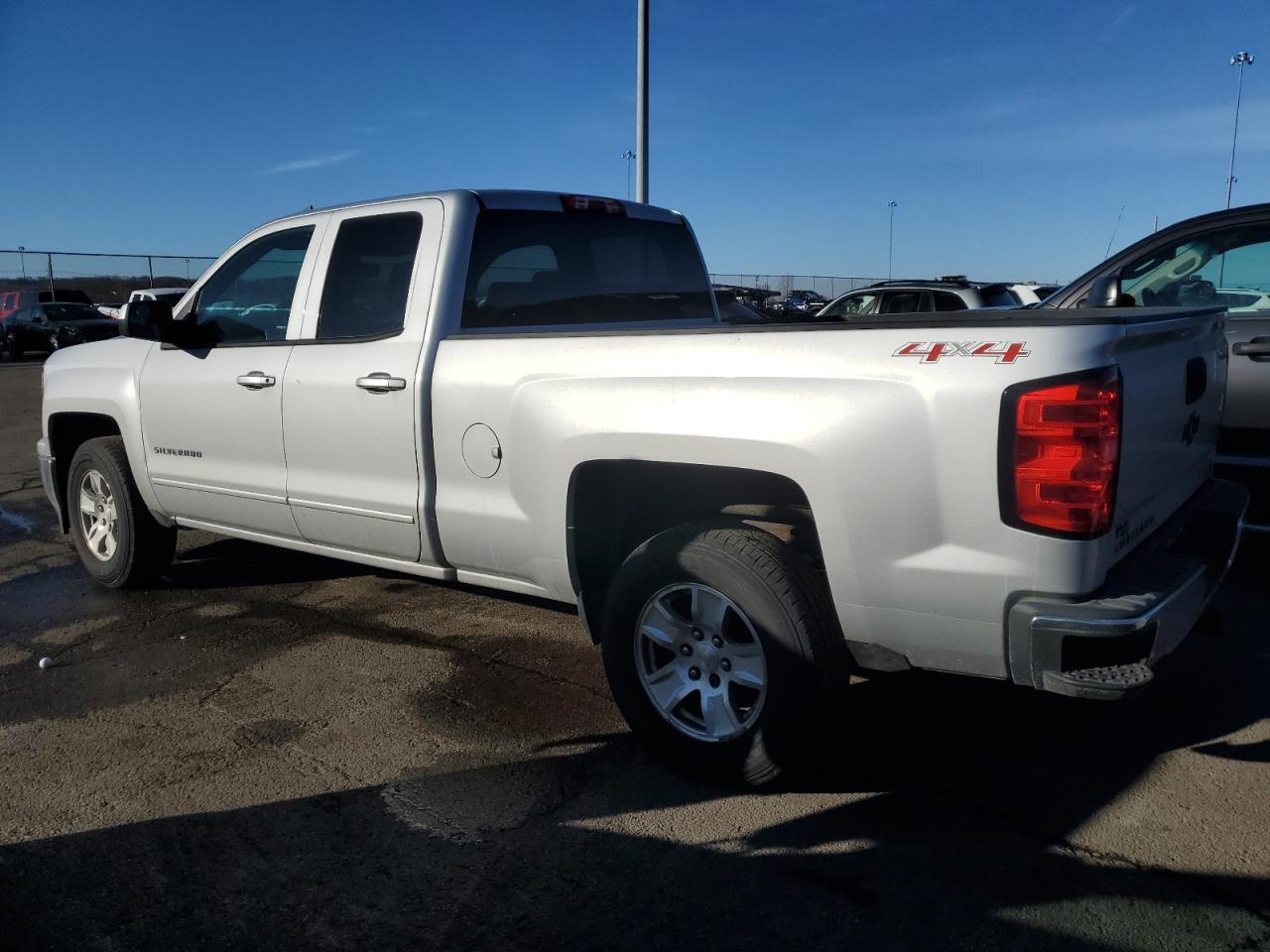 2015 Chevrolet Silverado - Image 2