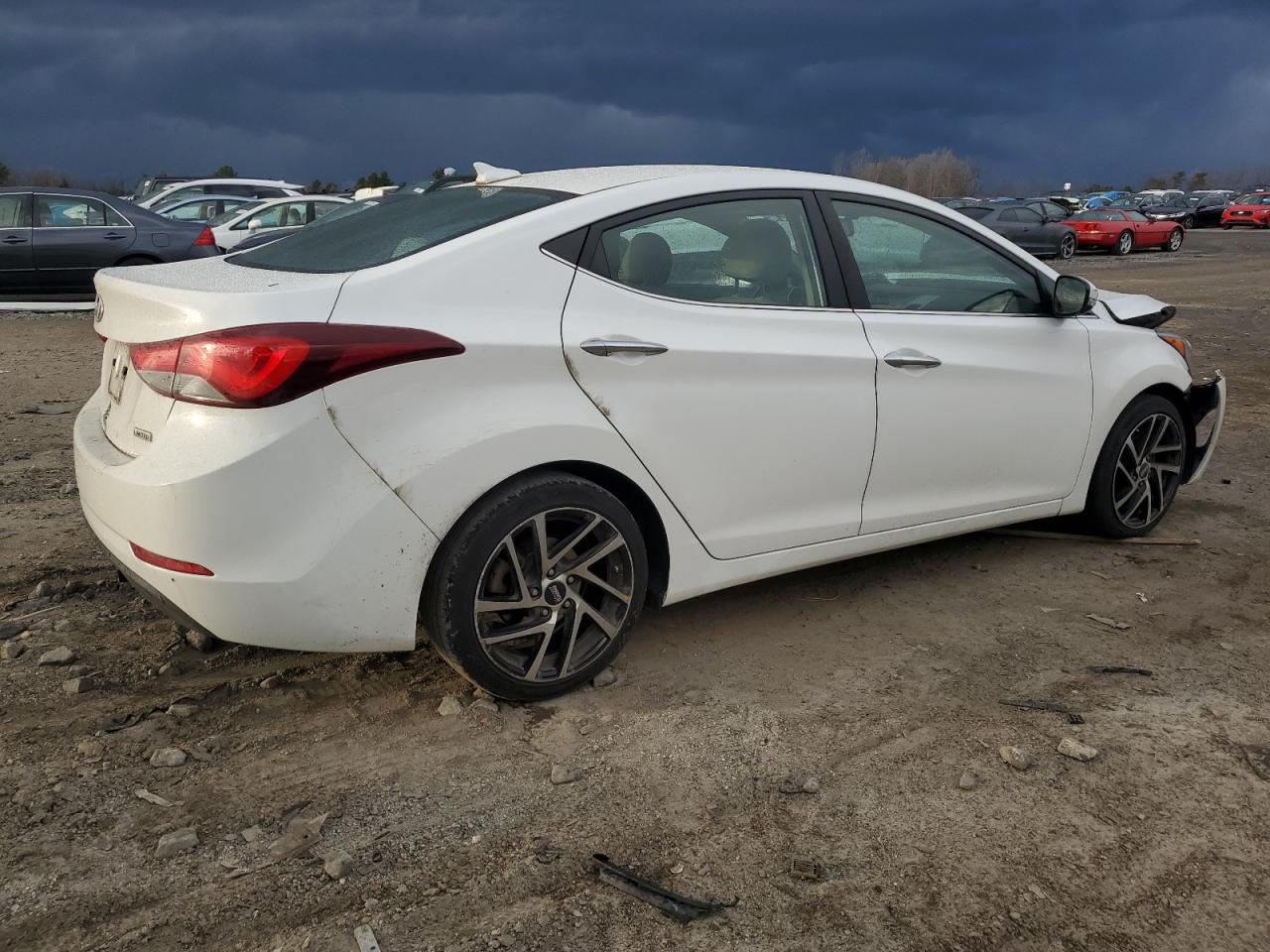 VIN 5NPDH4AE9EH461896 2014 HYUNDAI ELANTRA no.3