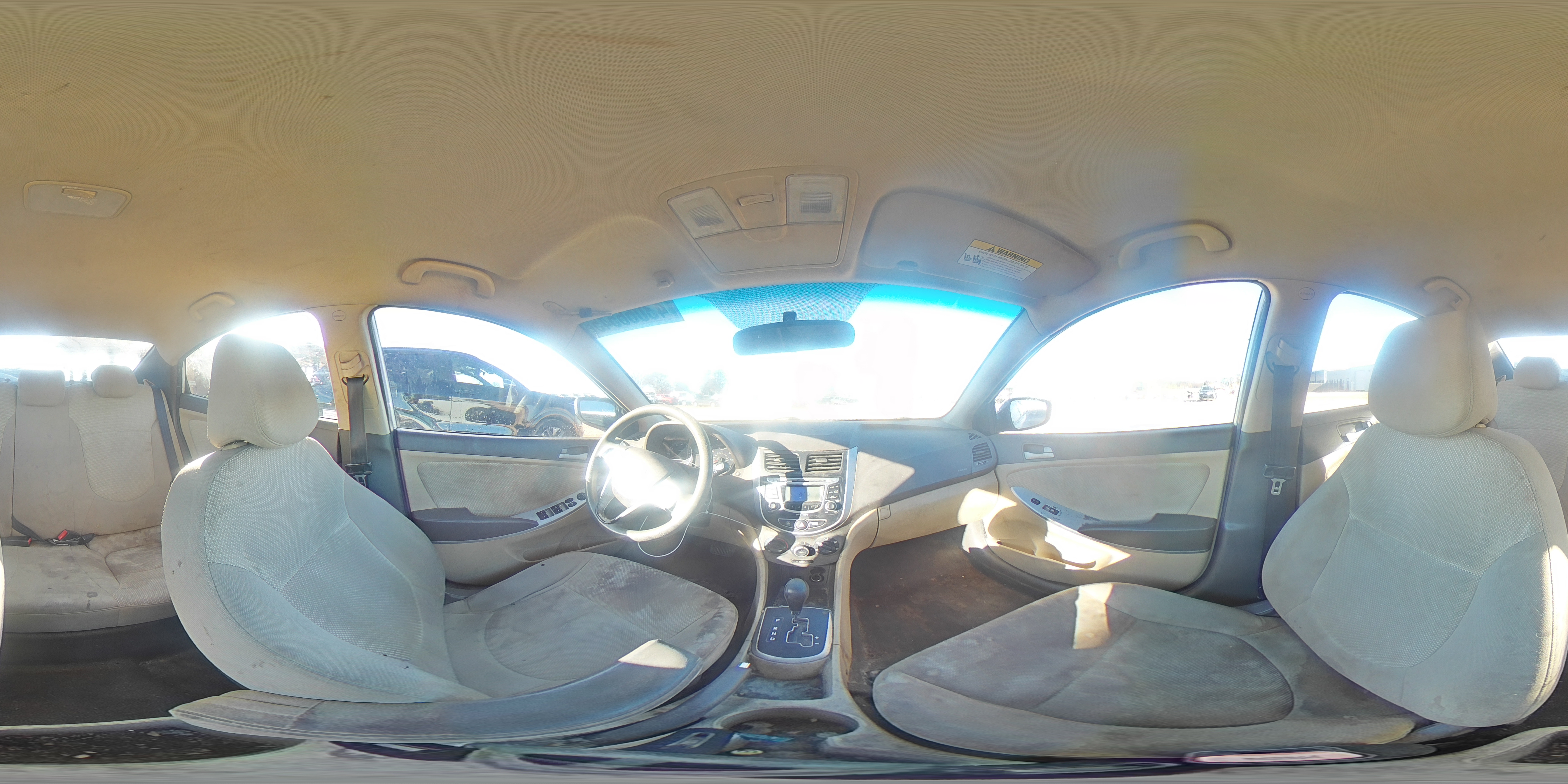 2013 Hyundai Accent - Image 15