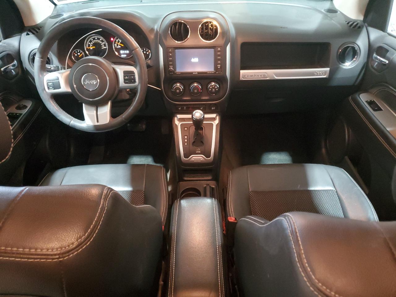 2015 Jeep Compass - Image 8