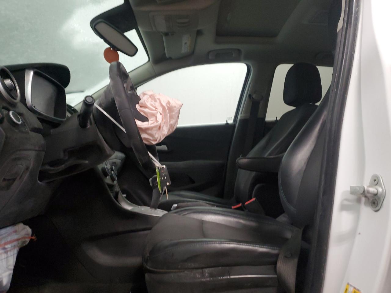 3GNCJPSB6GL255077 CHEVROLET TRAX 2016