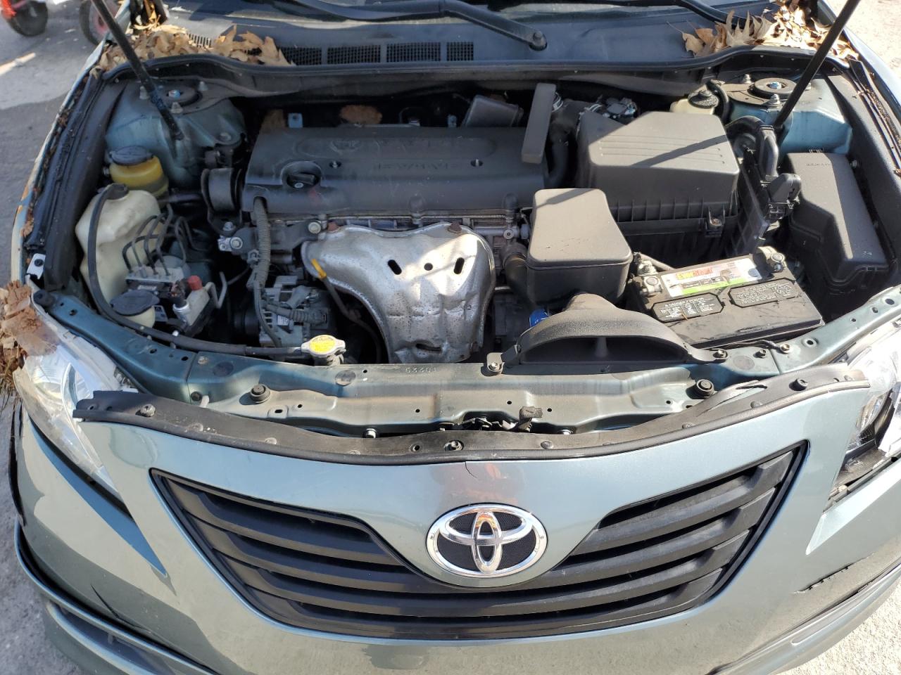 2009 Toyota Camry - Image 11