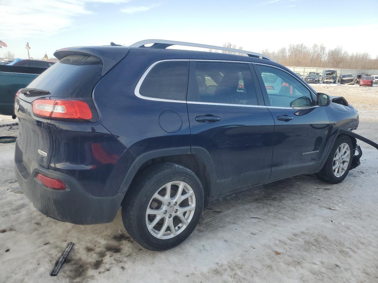 2016 Jeep Grand Cherokee - Image 3
