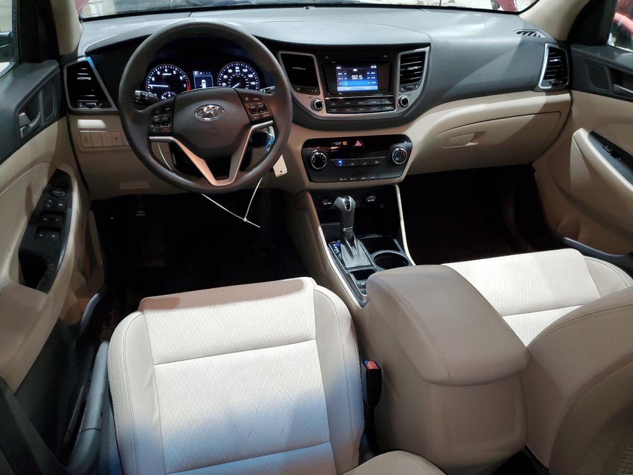 2017 Hyundai Tucson - Image 8
