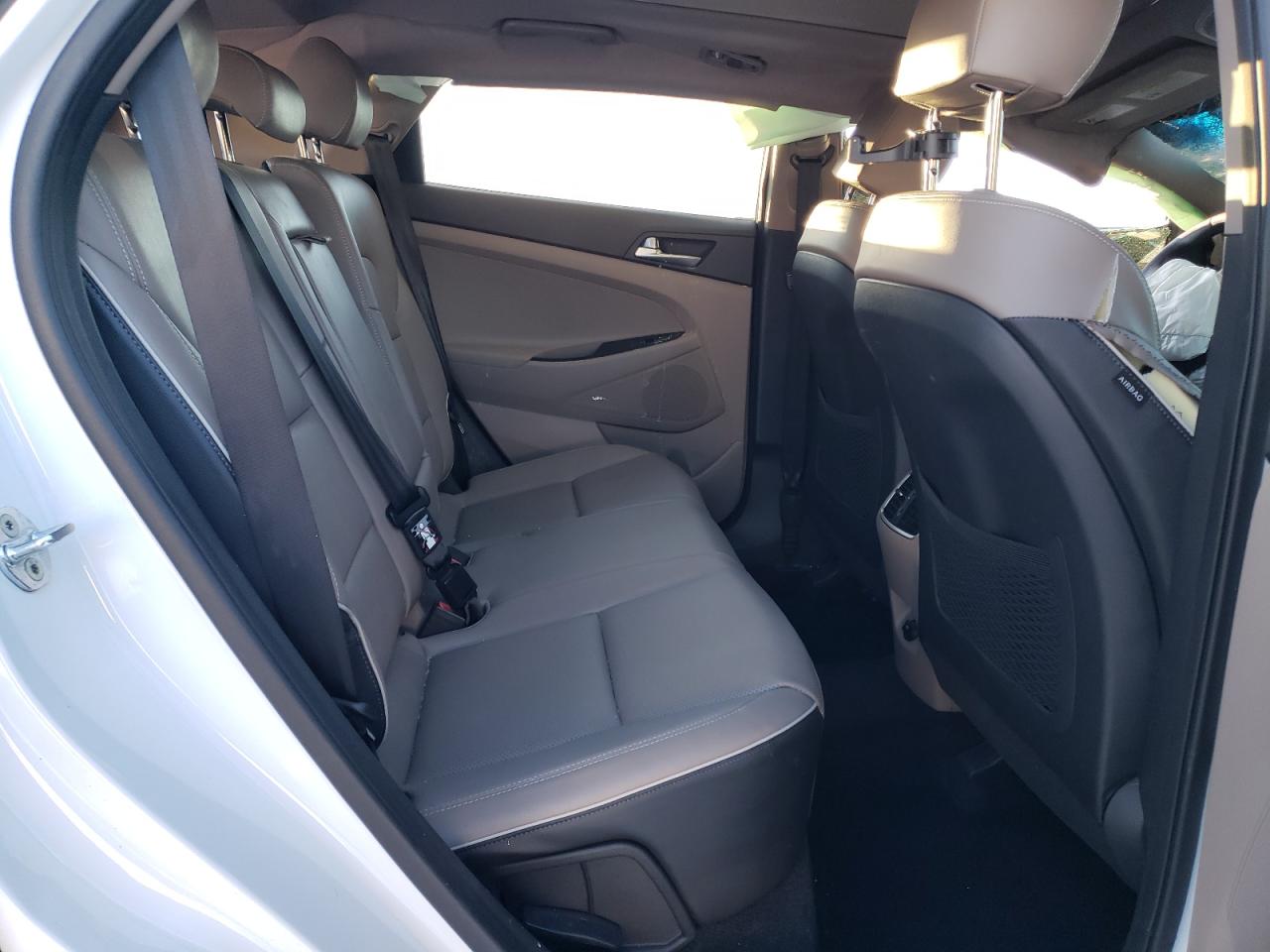 2020 Hyundai Tucson - Image 12