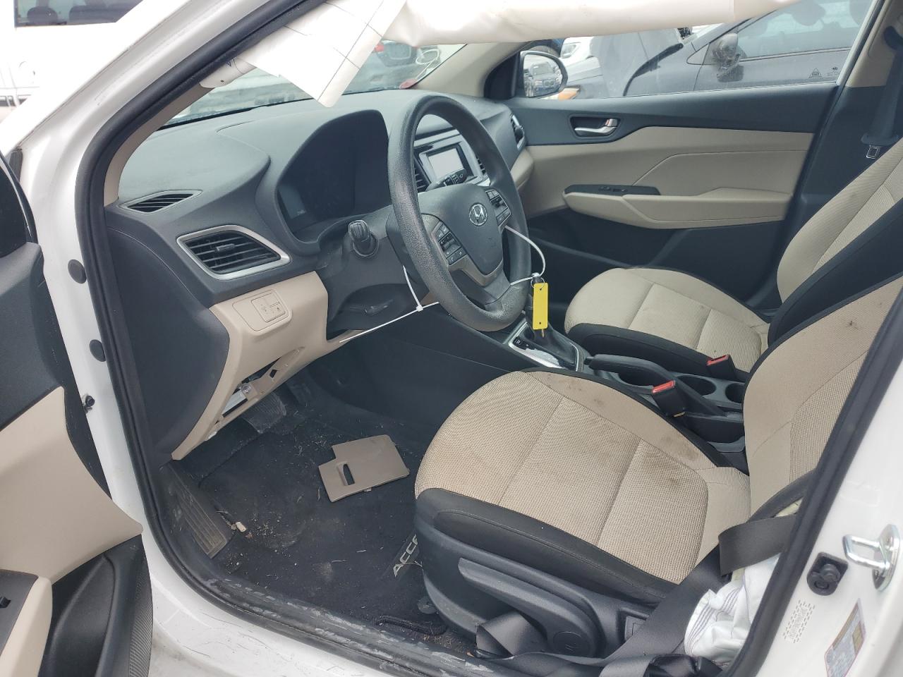 2022 Hyundai Accent - Image 7
