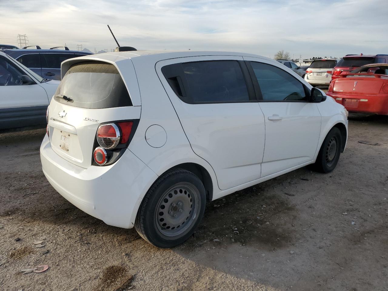 VIN 1G1JA6SH6F4205744 2015 CHEVROLET SONIC no.3