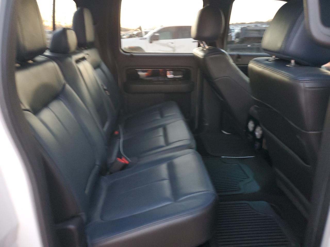 2014 Ford F-150 - Image 10