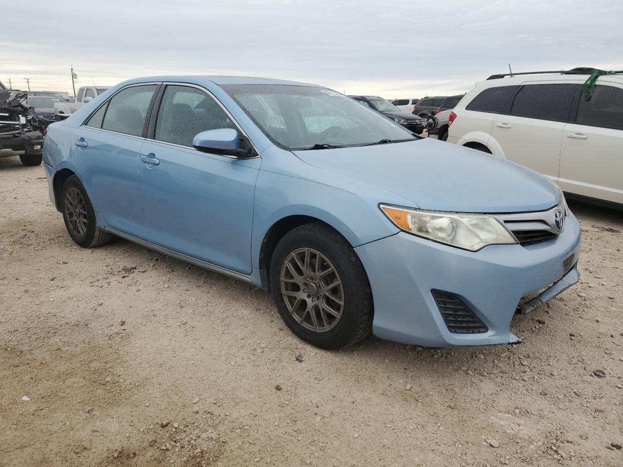 2013 Toyota Camry - Image 4