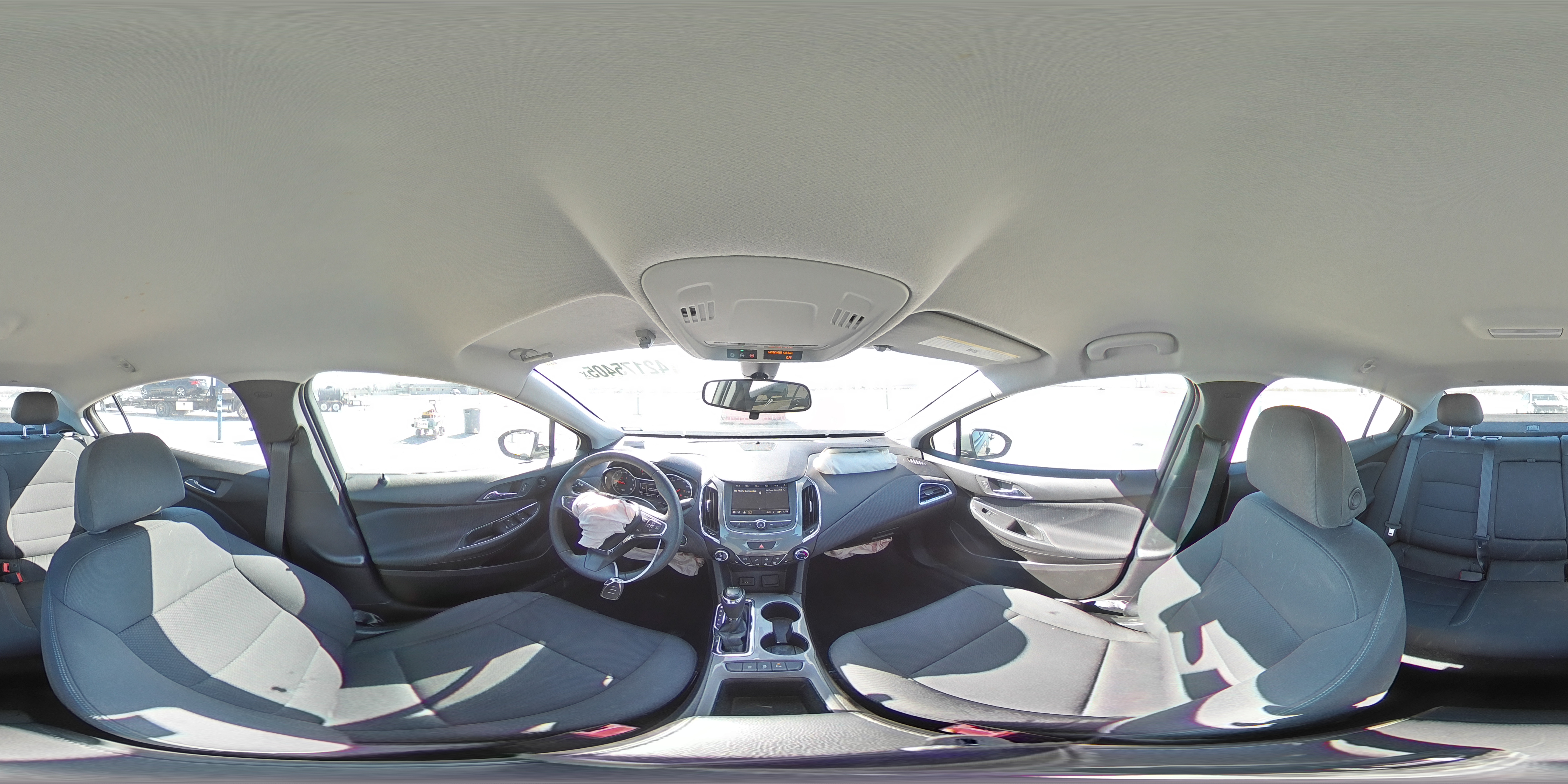 2019 Chevrolet Cruze - Image 13