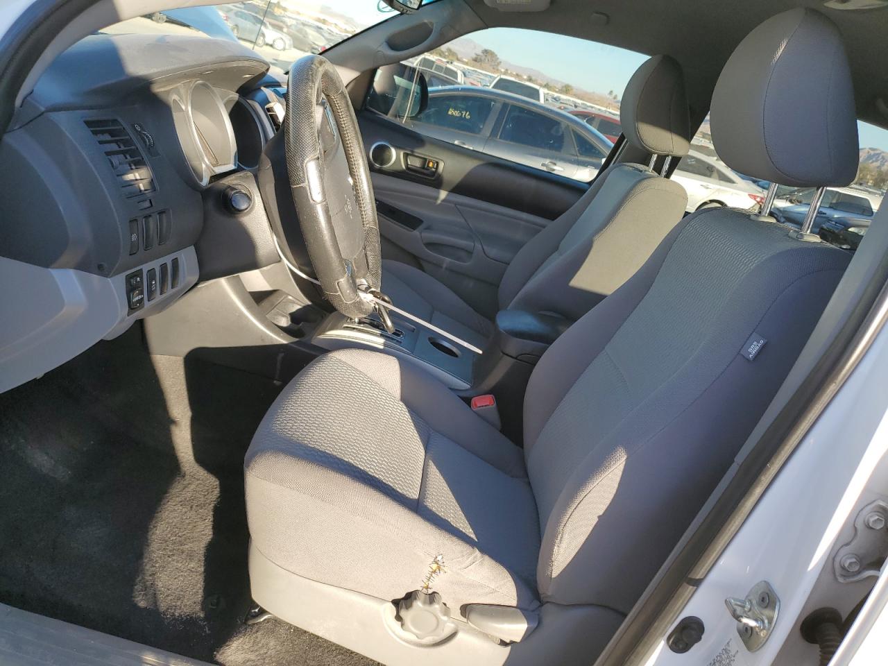 2012 Toyota Tacoma - Image 7