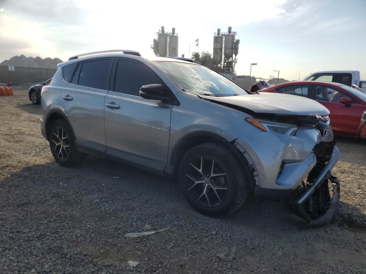 2016 Toyota RAV 4 - Image 4