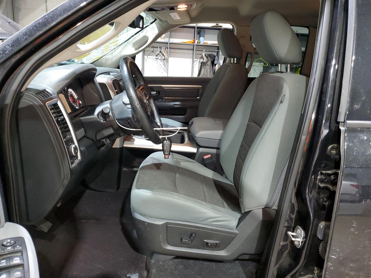 2017 RAM 1500 - Image 7