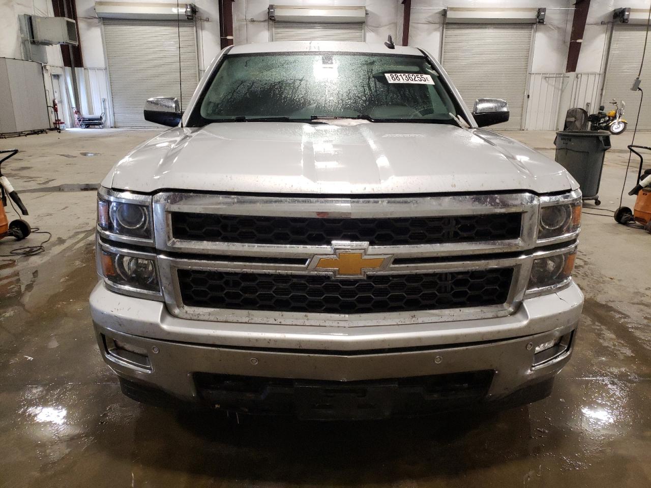 2015 Chevrolet Silverado - Image 5