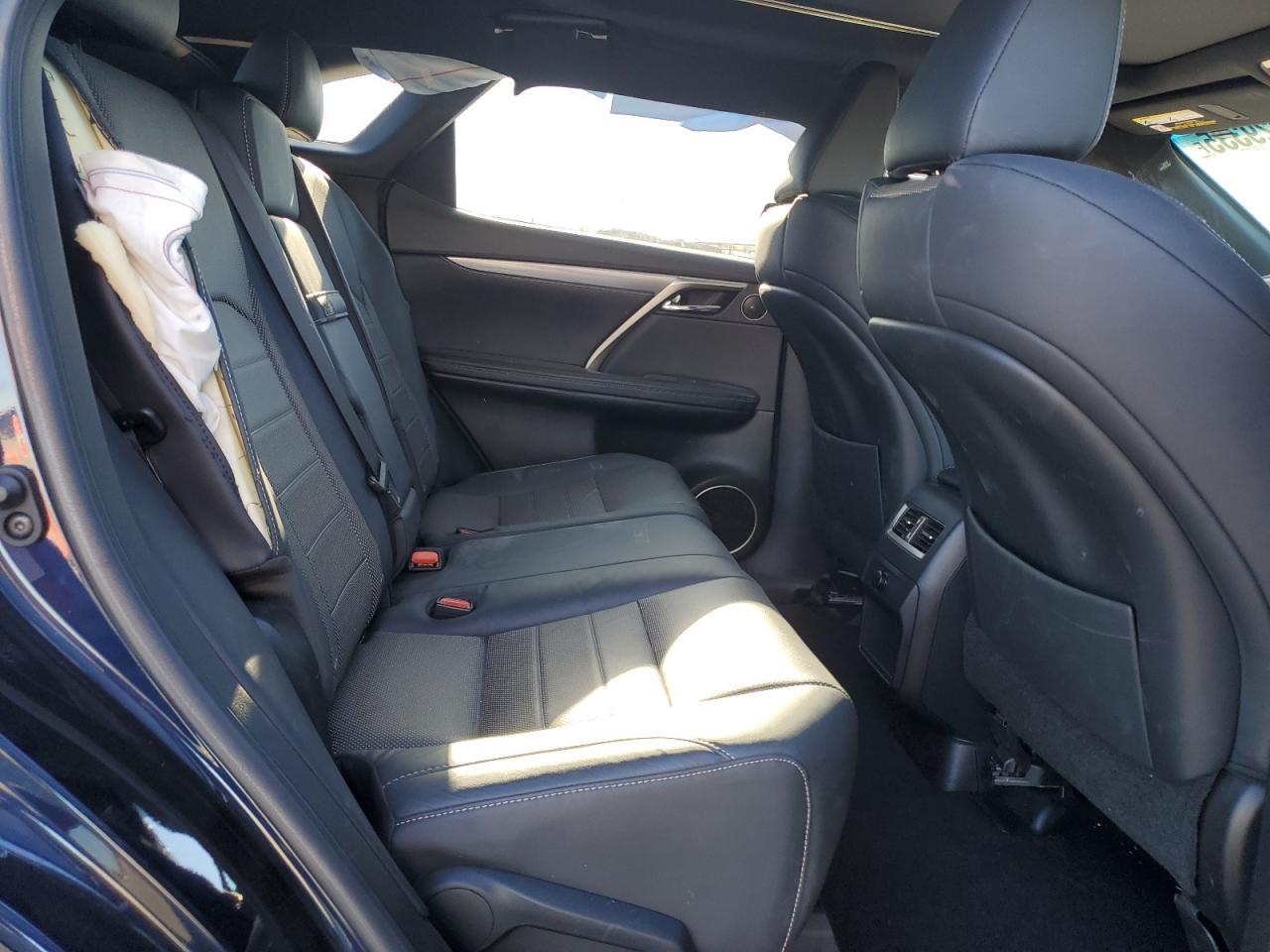 2019 Lexus RX - Image 11
