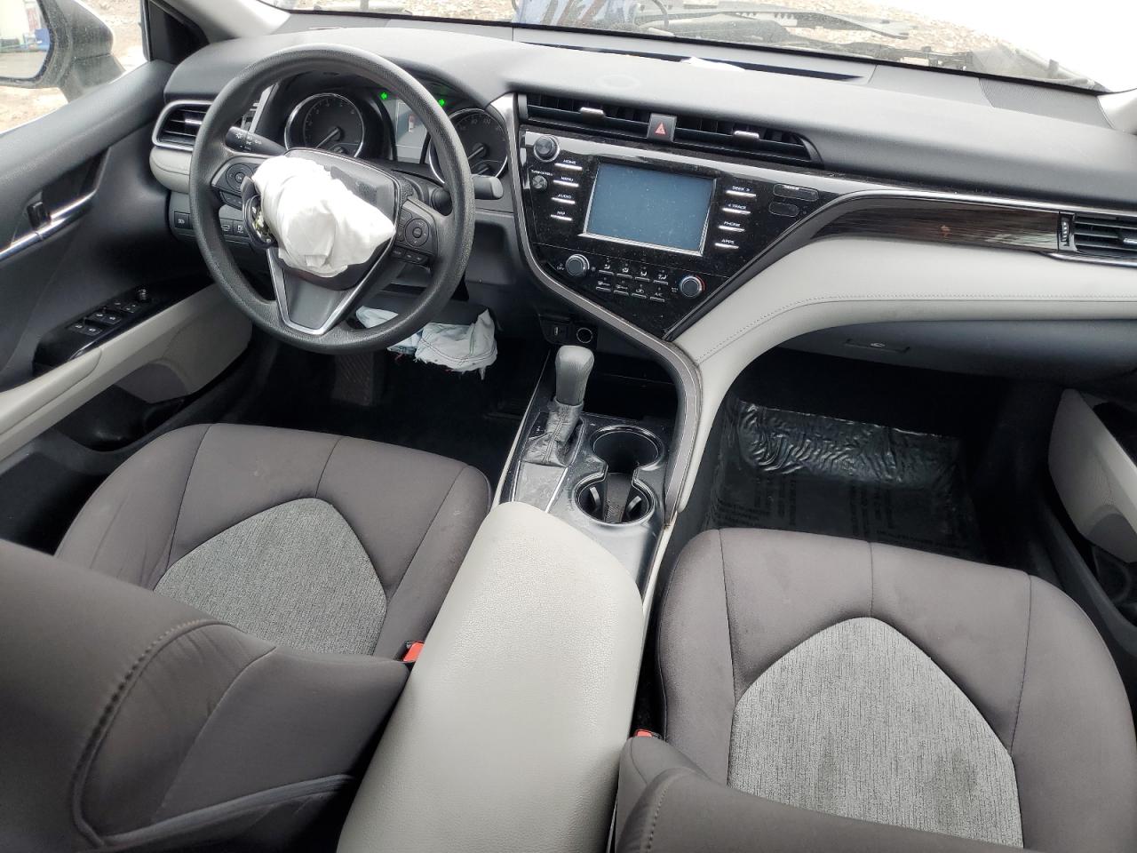 2019 Toyota Camry - Image 8